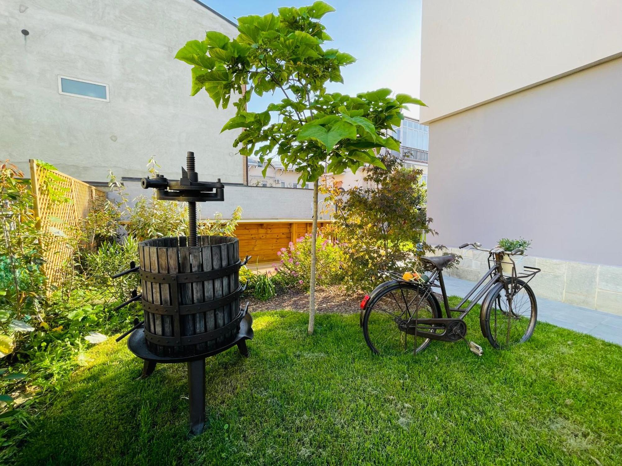 Villa Casa Piero, Relax E Piscina Privata Tra Le Colline Delle Langhe Alba  Exterior foto